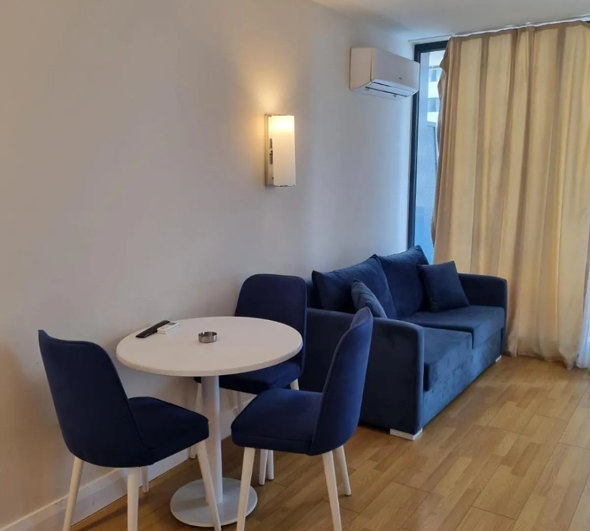 Orbi City Central Luxury Aparthotel - Sea View Suites Μπατούμι 0*,  Γεωργία